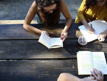 Phasellus ultrices nulla quis nibh. Quisque a lectus